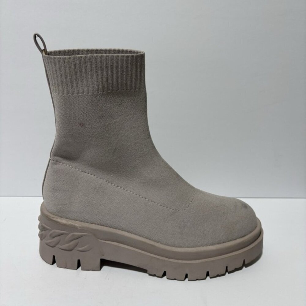 Aldo Women’s Bigact Lug Sole Chelsea Boots, Size 9 M